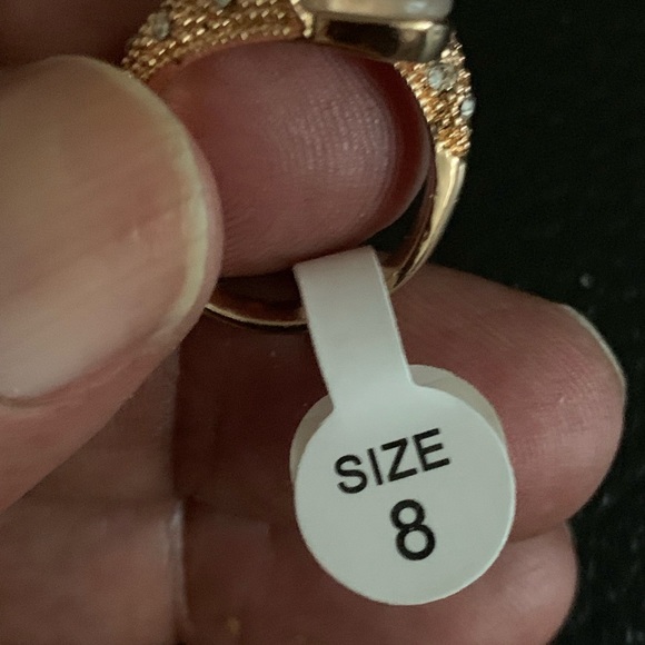 Ring - Picture 4 of 8